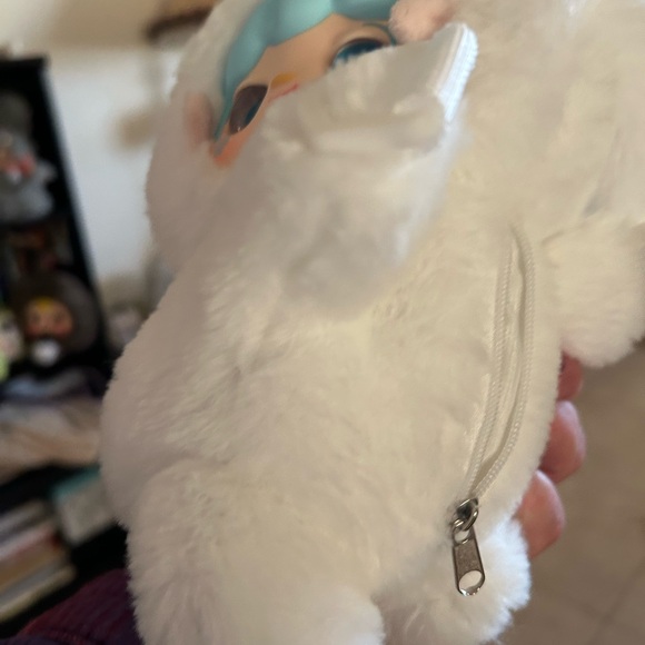 Stunning Yooki side bag, white with blue accents - Picture 2 of 4